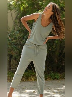 Frank Eileen Sleeveless Pants Jumpsuit Sage Green Ankle Crop Cottagecore Sz XS